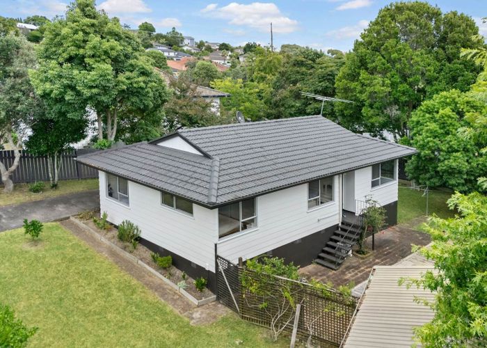  at 28 Santiago Crescent, Unsworth Heights, North Shore City, Auckland