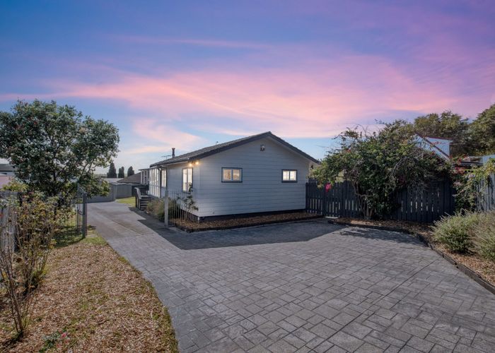  at 69 Charntay Avenue, Clover Park, Auckland