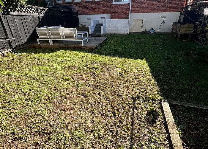 at 4/221 Mount Smart Road, Onehunga, Auckland City, Auckland