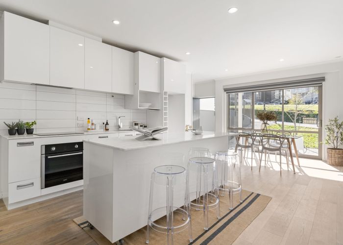  at 8/27 Powell Street, Avondale, Auckland City, Auckland