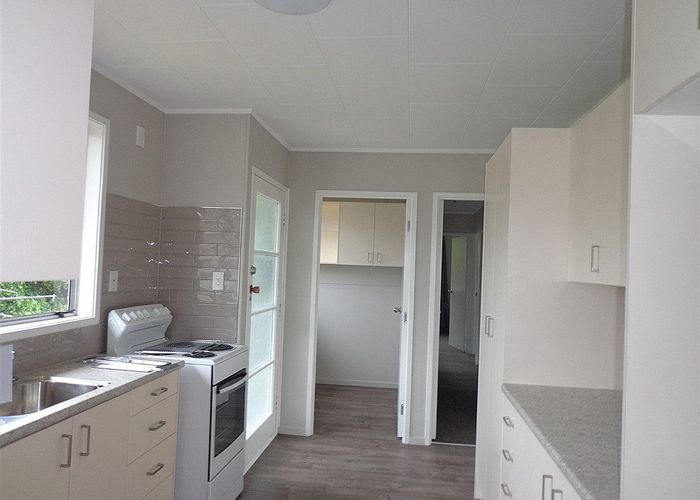  at 32 Glennandrew Drive, Half Moon Bay, Auckland