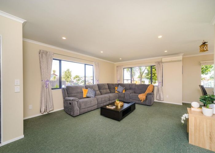  at 37 Dahlstrom Grove, Kelvin Grove, Palmerston North