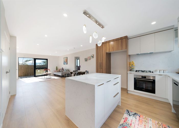  at 32 Tapuwae Way, Mangere Bridge, Manukau City, Auckland