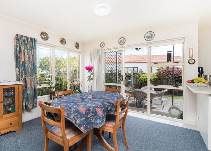 at 18 Dalfield Place, Highbury, Palmerston North, Manawatu / Whanganui