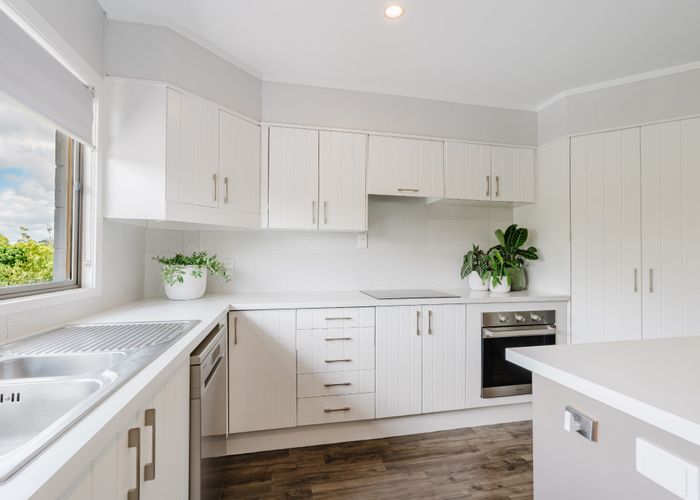  at 699 State Highway 23, WHATAWHATA, HAMILTON