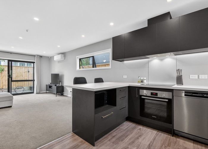  at 17/15 Brook Street, Waiwhetu, Lower Hutt, Wellington