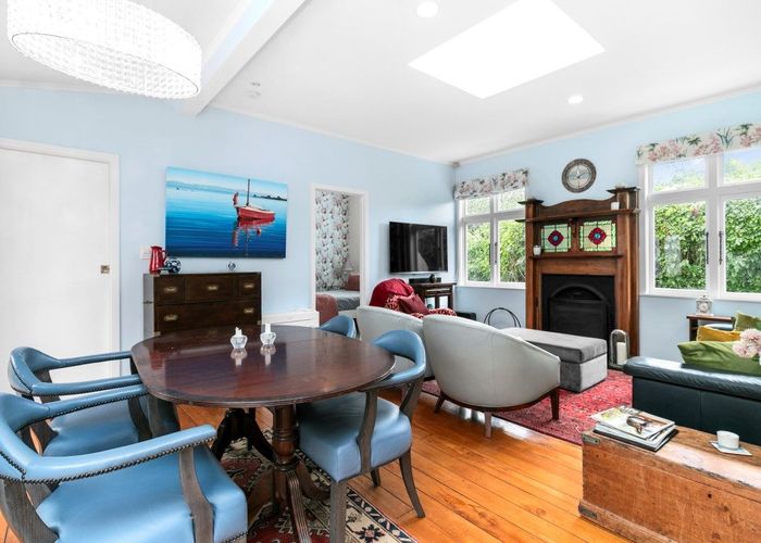  at 2/28 Tennyson Street, Balmoral, Auckland