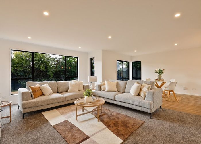  at 51 Laing Crescent, Heathcote, Christchurch City, Canterbury