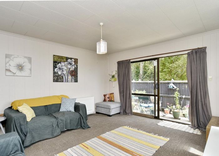  at 2/90 Bayswater Crescent, Bromley, Christchurch