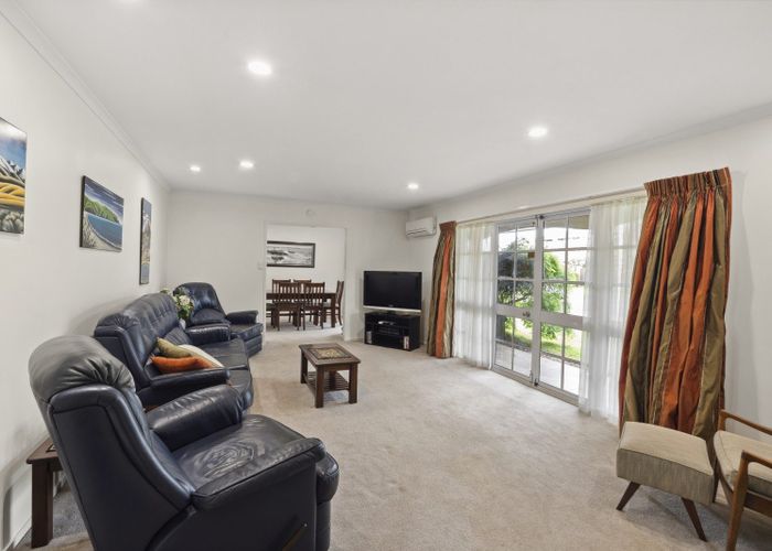 at 2 Roselawn Lane, Pahurehure, Papakura
