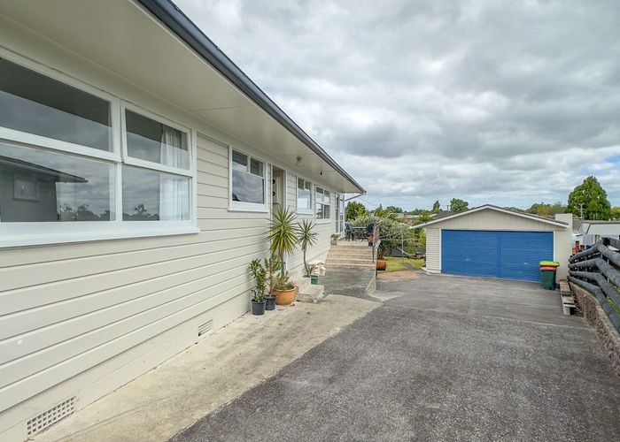  at 18 Rembrandt Place, Ōpaheke, Papakura