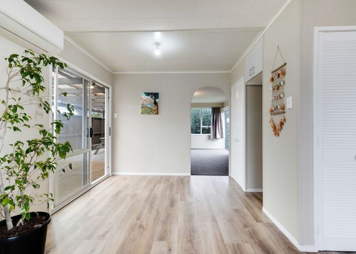  at 10 Siska Place, Wattle Downs, Manukau City, Auckland