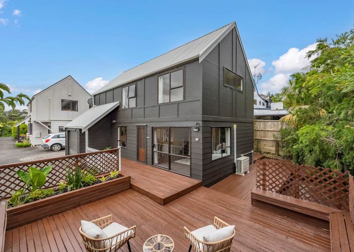  at 3/22 Coroglen Avenue, Birkenhead, North Shore City, Auckland