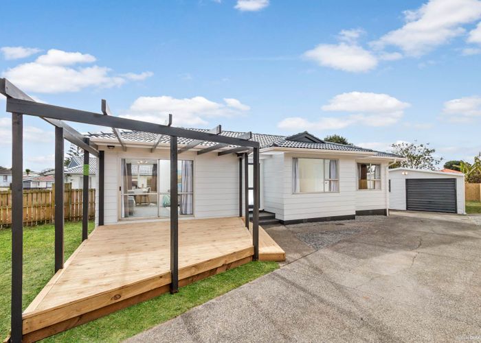  at 61 Catkin Crescent, Papatoetoe, Auckland