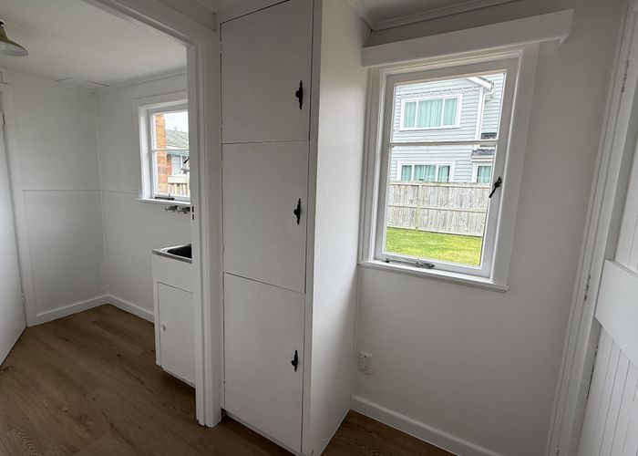  at 12 Crete Ave, Milford, North Shore City, Auckland