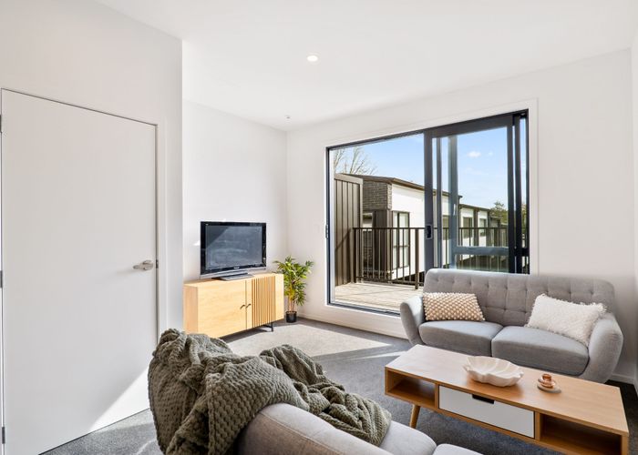  at 3-19 Meg Lane, Glen Eden, Waitakere City, Auckland