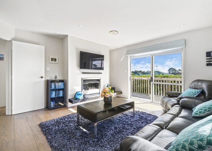  at 7 Bushglen Court, Browns Bay, North Shore City, Auckland
