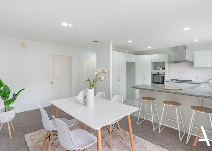  at 24 Cairnsvale Rise, Manurewa, Auckland