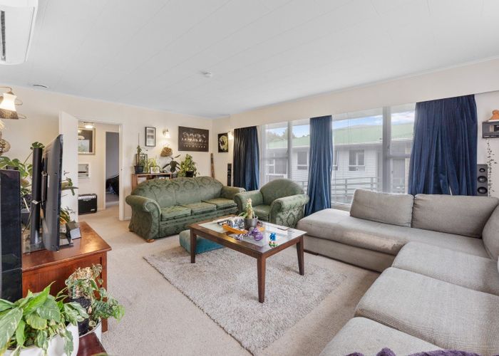  at 18 Tanekaha Street, Stokes Valley, Lower Hutt