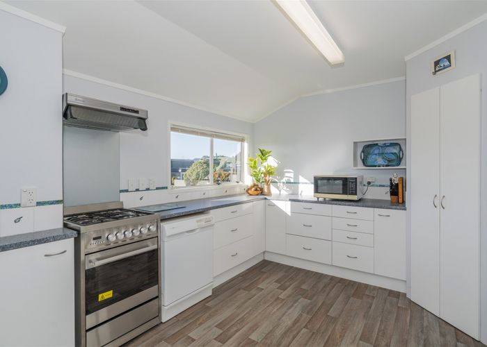  at 1 Banks Street, Cooks Beach, Whitianga