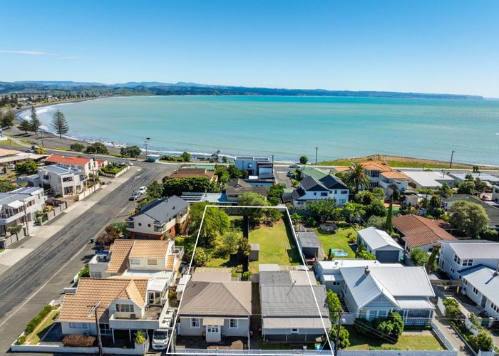  at 13-14 Meeanee Quay, Westshore, Napier, Hawke's Bay