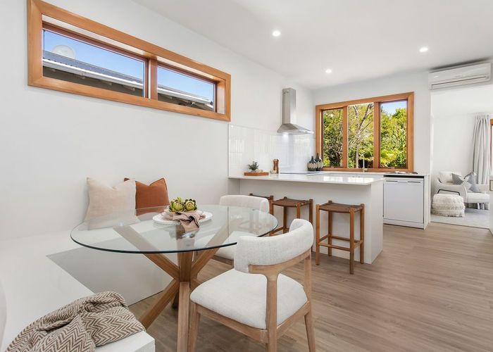  at 114 Nayland Street, Sumner, Christchurch City, Canterbury