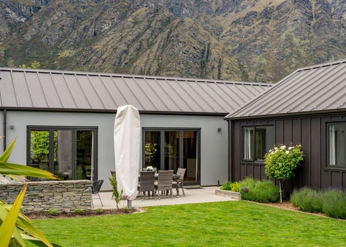  at 2 Jacks Point Rise, Jacks Point, Queenstown-Lakes, Otago