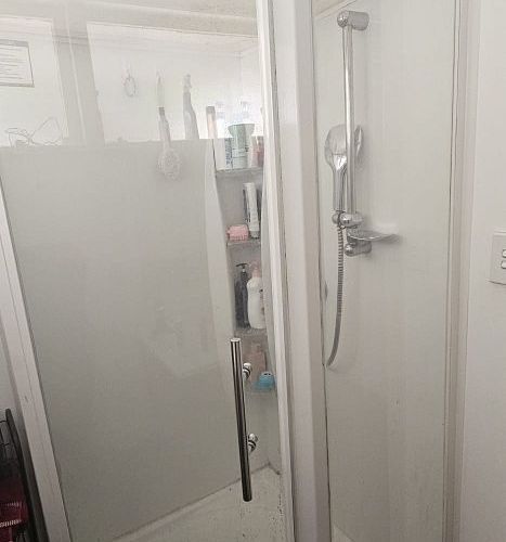  at 557 Glenfield Road, Glenfield, Auckland