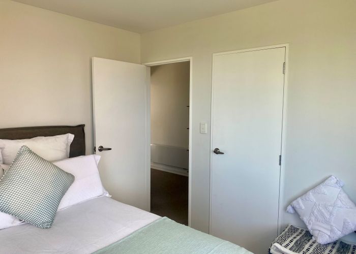  at 53a Ridge Road, Howick, Manukau City, Auckland