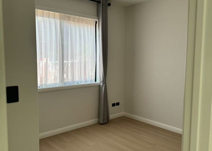  at 2 Pirihonga Road, Flat Bush, Auckland