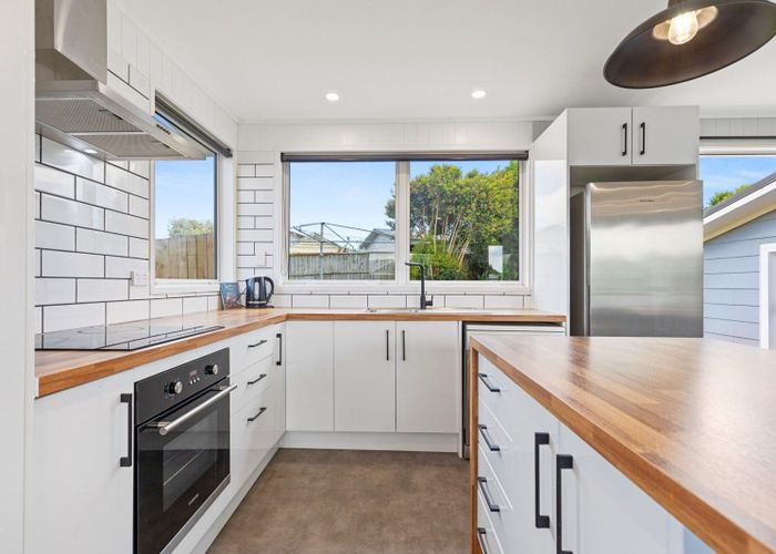  at 7 Sunset Drive, Te Puke