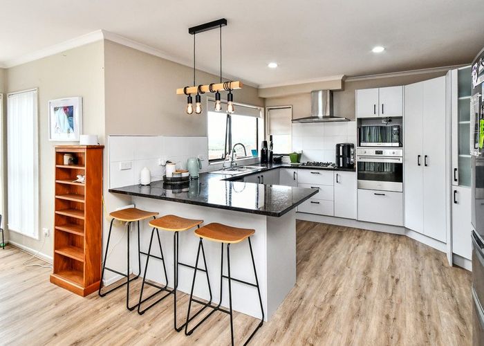  at 53 Saralee Drive, Manurewa, Manukau City, Auckland