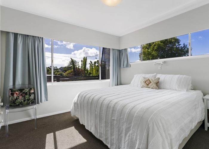  at 5/18 Bevyn Street, Castor Bay, Auckland