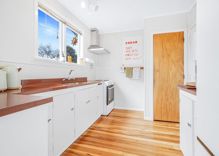  at 52 Tranmere Road, Fairfield, Hamilton
