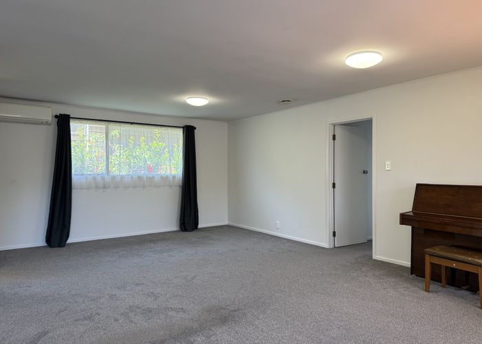  at 1/9 Opua Street, Belmont, North Shore City, Auckland