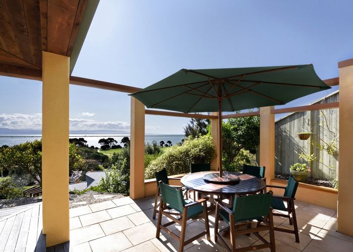  at 17 Walters Bluff, Atawhai, Nelson