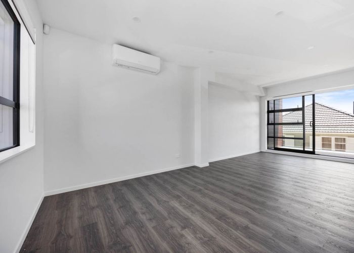  at 3/3153 Great North Road, New Lynn, Waitakere City, Auckland