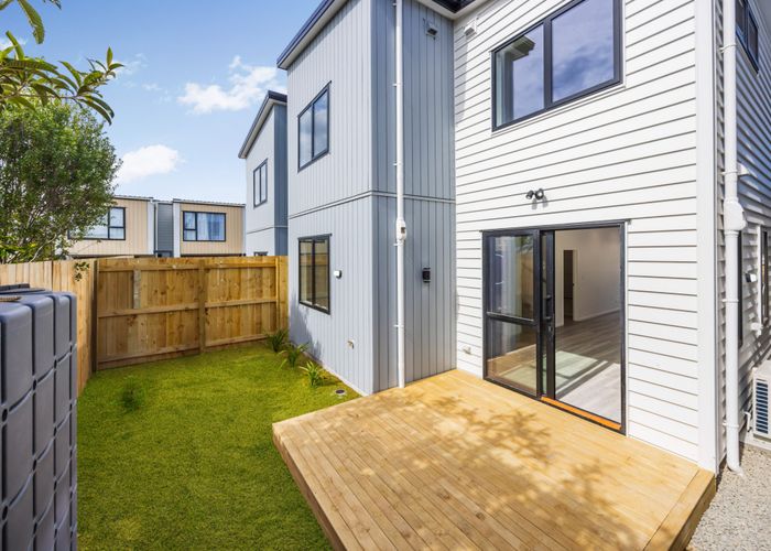  at 4/10 Fraser Road, Papatoetoe, Manukau City, Auckland