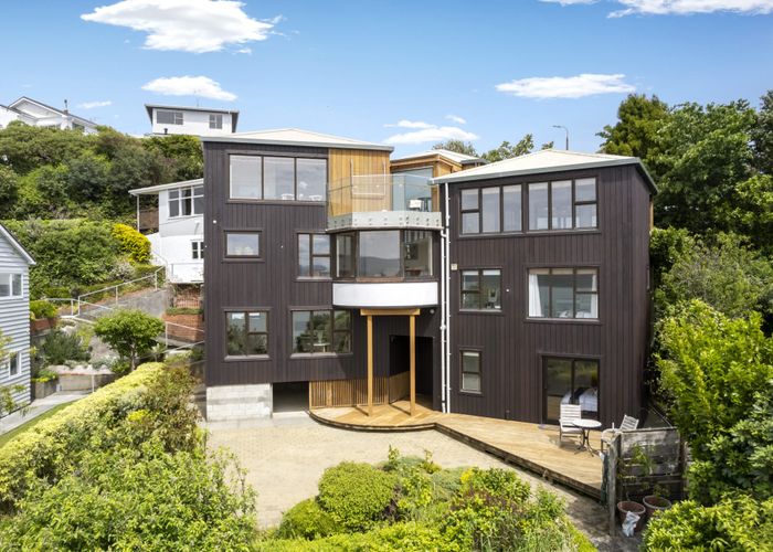  at 38 Napier Street, Karaka Bays, Wellington