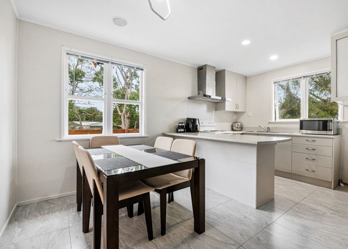  at 65 Lauderdale Road, Birkdale, Auckland