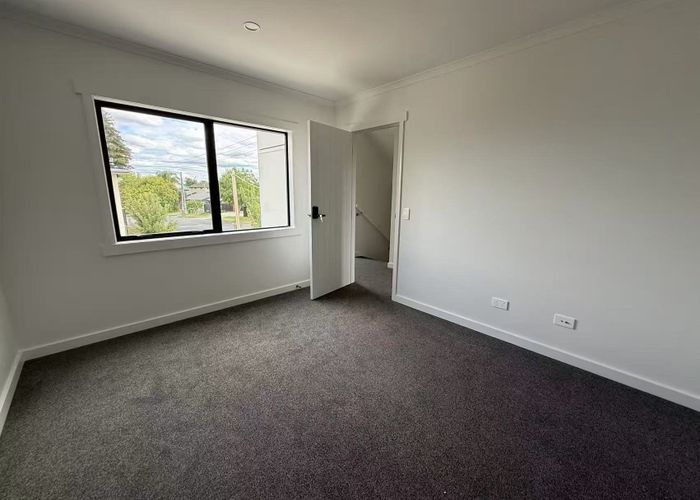  at Room4-3/146 Old Farm Rd, Hamilton East, Hamilton, Waikato