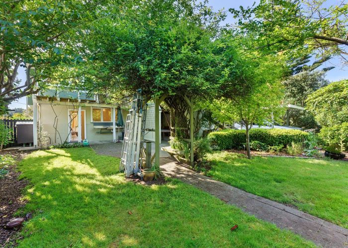  at 15 Arthur Street, Waikawa Beach