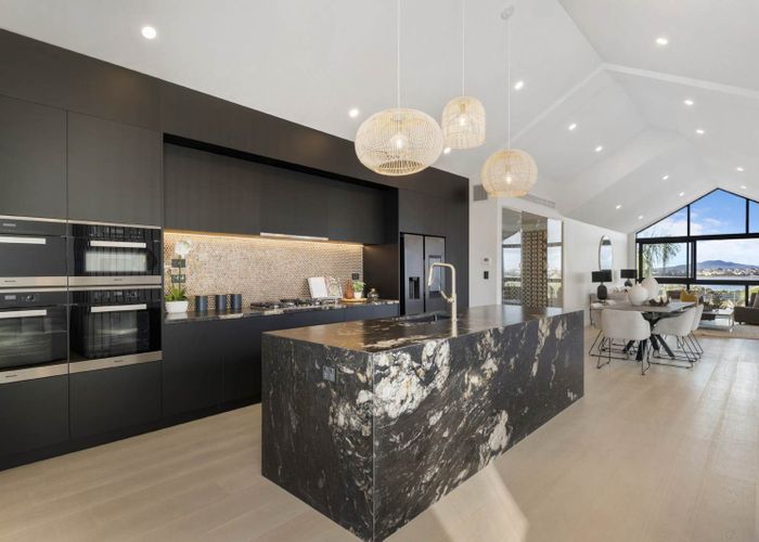  at 13 Waimana Avenue, Northcote Point, North Shore City, Auckland