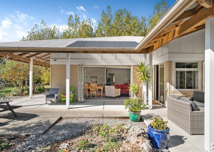  at 84 Jellicoe Street, Greytown