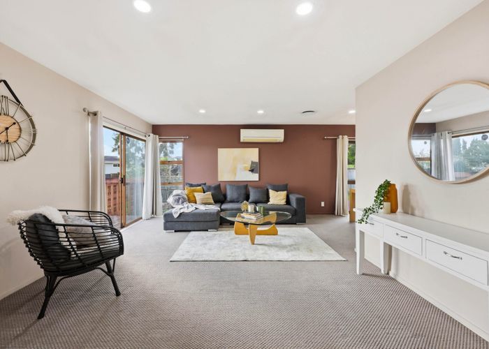  at 2 Marvon Downs Avenue, Pakuranga Heights, Manukau City, Auckland