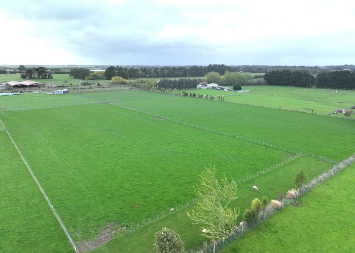  at 32 Russell Road, Lorneville, Invercargill