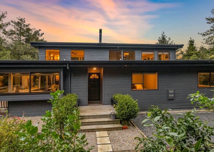  at 344 Huia Road, Titirangi, Auckland