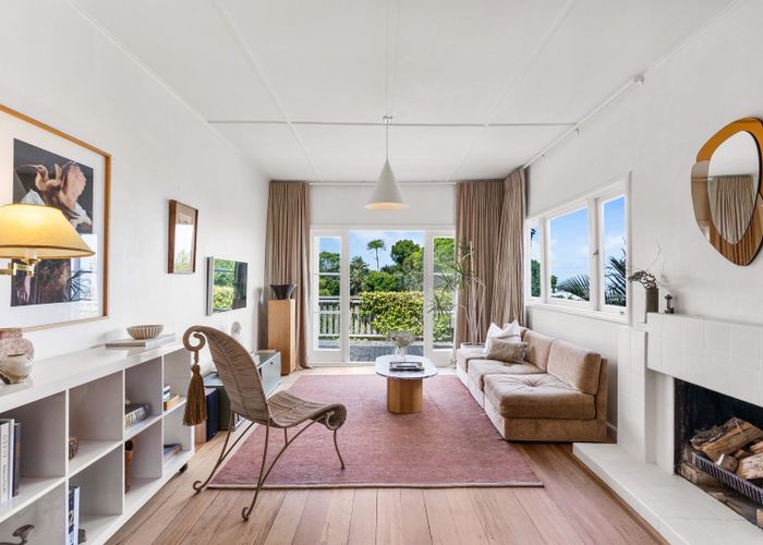  at 1/14 Colonial Road, Birkenhead, North Shore City, Auckland