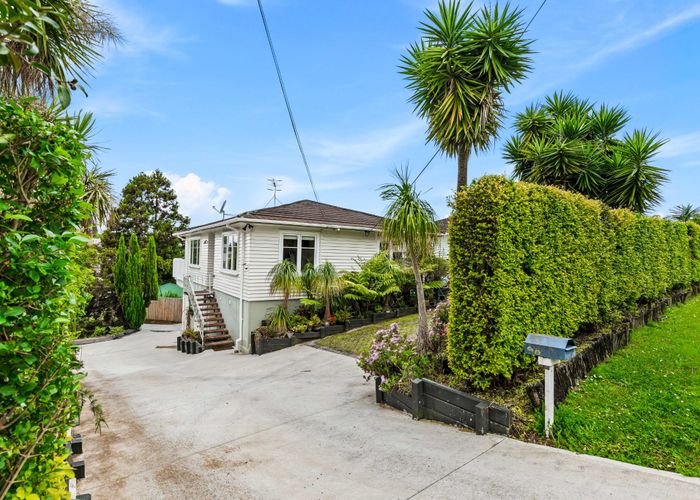  at 40 Sunnyside Road, Sunnyvale, Waitakere City, Auckland