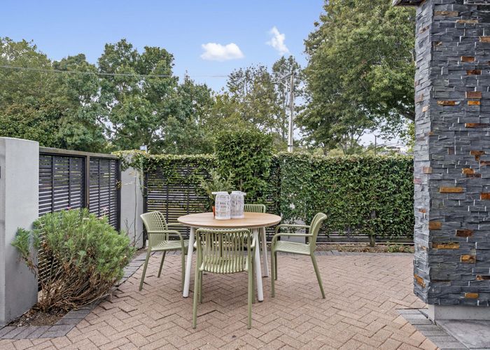  at 14/2 Cawley Street, Ellerslie, Auckland